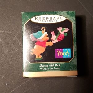 Hallmark Ornament Skating With Pooh Mini Vintage